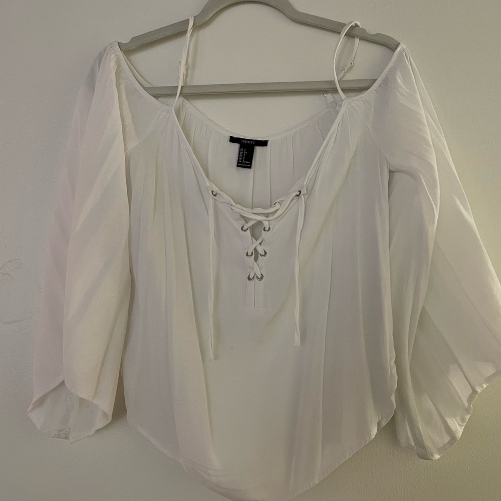 White off the shoulder top from Forever 21 in size S.